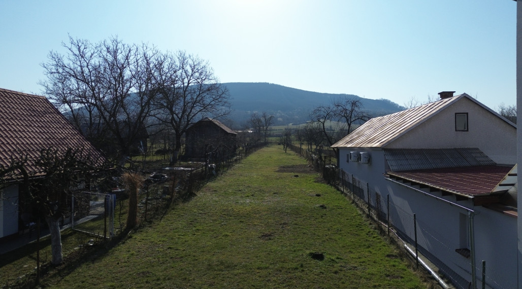 Rovinatý pozemok na predaj, obec Ptičie! Exkluzívna ponuka!