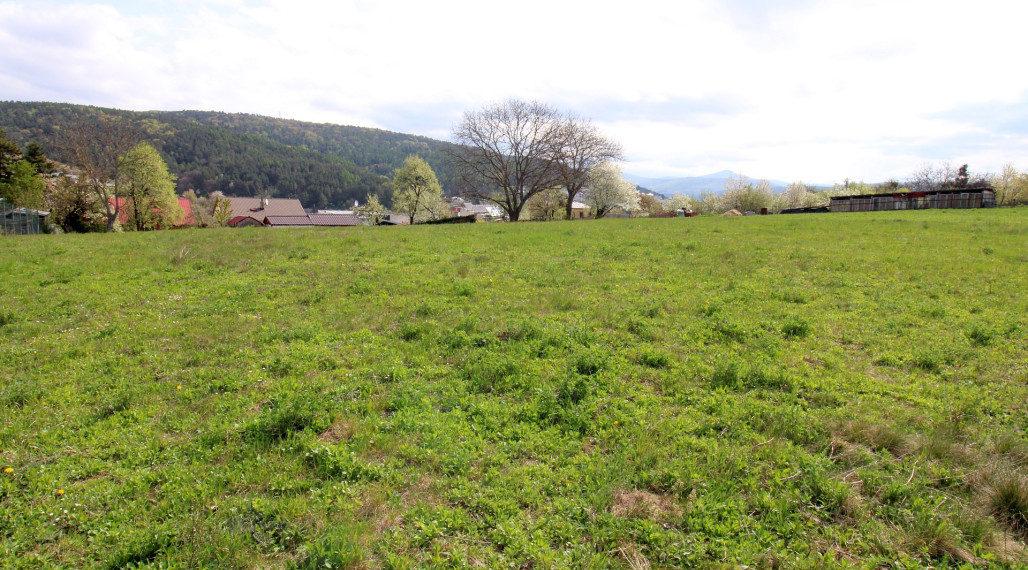 Na predaj pozemok na výstavbu rodinného domu v Humennom, exkluzívne.