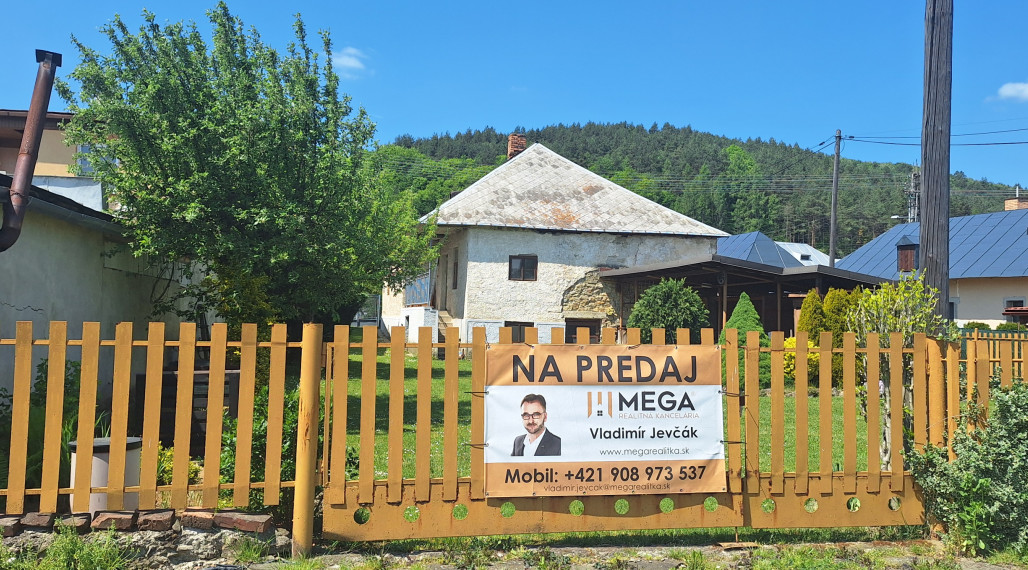 ZNÍŽENÁ CENA -  NA PREDAJ Dom v obci Kochanovce