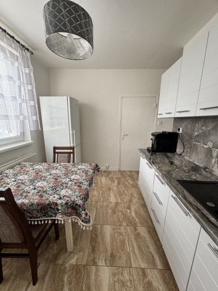 Na predaj 3 izbový byt s balkónom na sidl. pod Sokolejom v Humennom