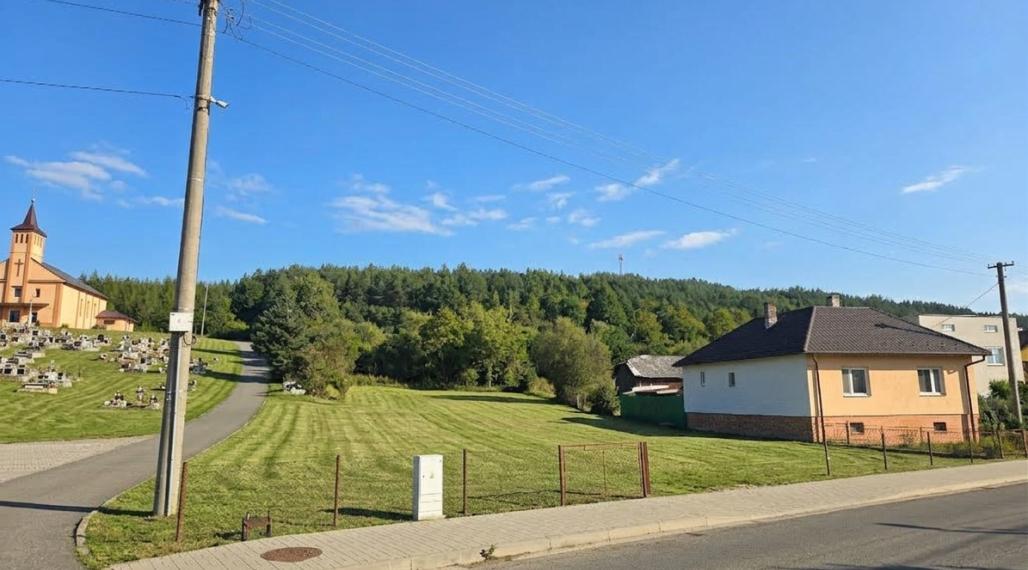 NA PREDAJ: Stavebný pozemok 1 896 m², Slovenská Volová