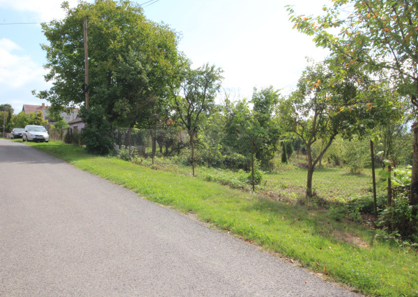 PREDANÝ STAVEBNÝ POZEMOK V NIŽNOM HRUŠOVE S TOP VÝHĽADOM