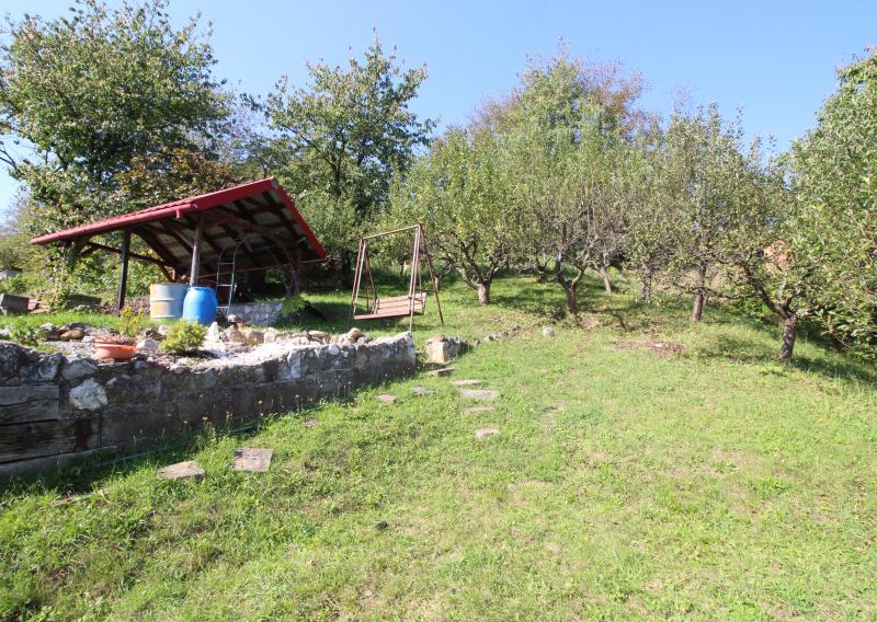 PREDANÉ Na PREDAJ MIMORIADNÁ chatka v ZO Kudlovce v meste Humenné
