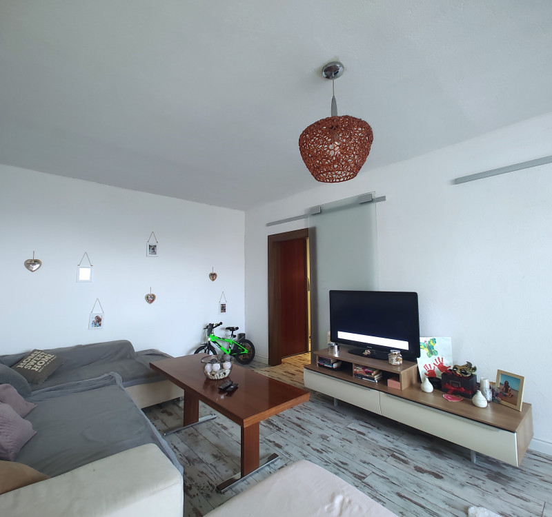 Predaj / výmena (za 3i) 1,5 izbový byt 50,2m2 , Rosná