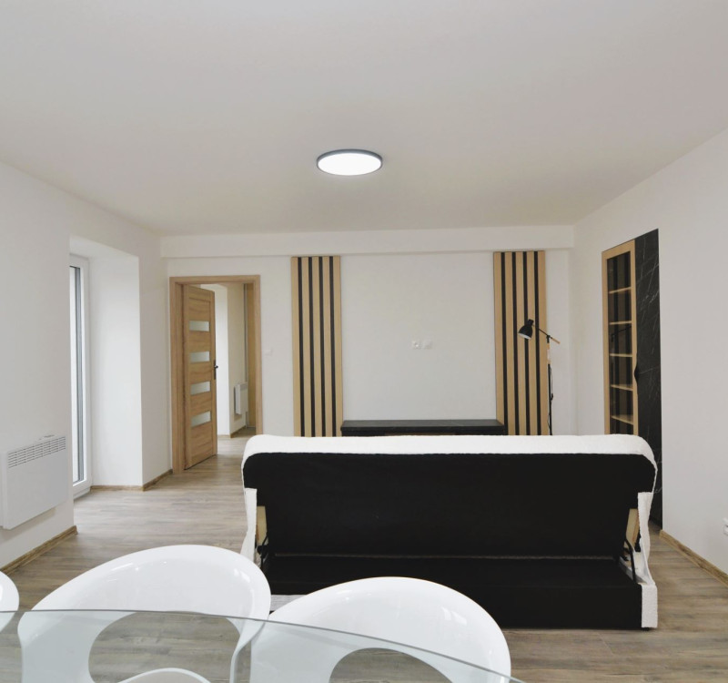 PREDAJ MODERNE ZREKONŠTRUOVANÝCH BYTOV V STRÁŽSKOM (BYT H)