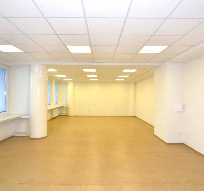 NA PRENÁJOM priestor 70m2 s TOP VÝHĽADOM v meste HUMENNÉ