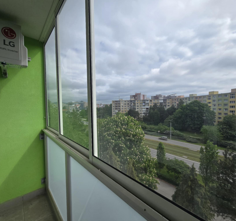 NA PREDAJ 3i byt v pôvodnom stave, Tr. SNP, Košice - Západ
