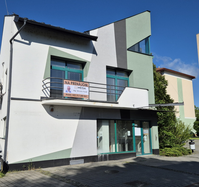 PRENÁJOM priestorov v budove priamo v centre mesta HUMENNÉ