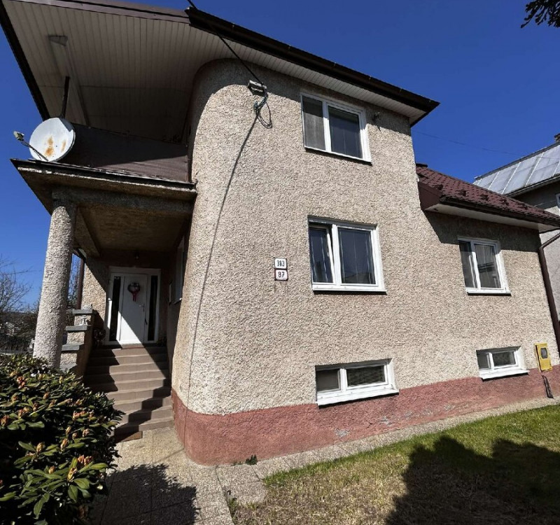 REZERVOVANÝ - na predaj rodinný dom v meste Snina