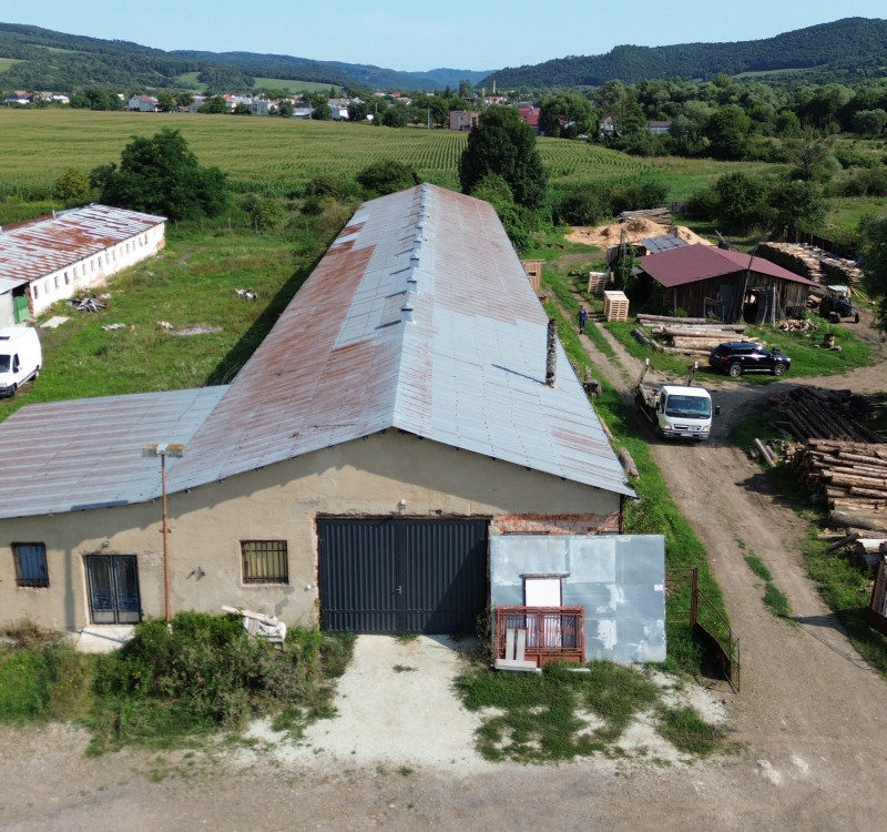 PRENÁJOM HALY VO VÝBORNEJ LOKALITE–VEĽOPOLIE 9 km od Humenného