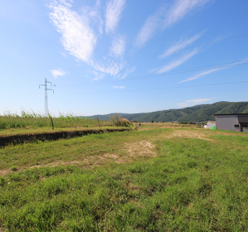 NA PREDAJ STAVEBNÝ POZEMOK S PANORAMATICKÝM VÝHĽADOM - SNINA
