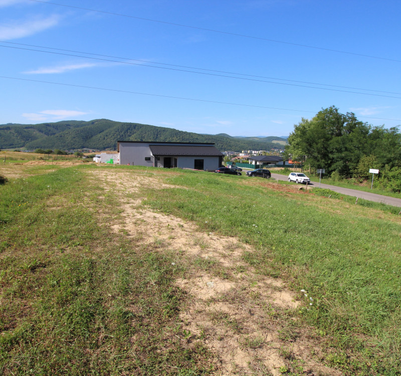 NA PREDAJ STAVEBNÝ POZEMOK S PANORAMATICKÝM VÝHĽADOM - SNINA