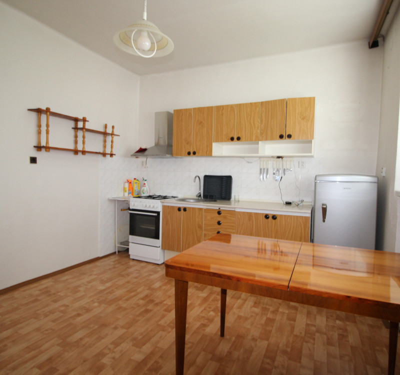 ZĽAVA Na predaj veľký 3 izbový byt 8 min od mesta Humenné