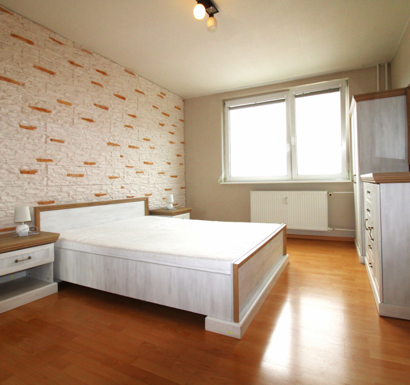 NA PRENÁJOM VEĽKÝ 2-izbový byt 63 m² – ul. Nemocničná Humenné
