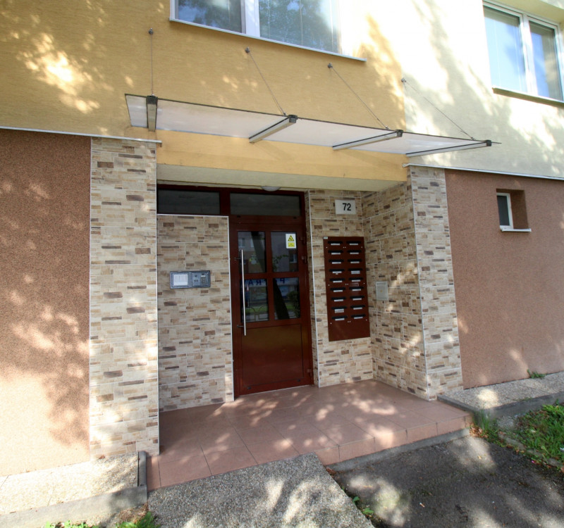 Exkluzívne na predaj 2 izbový byt v meste Humenné