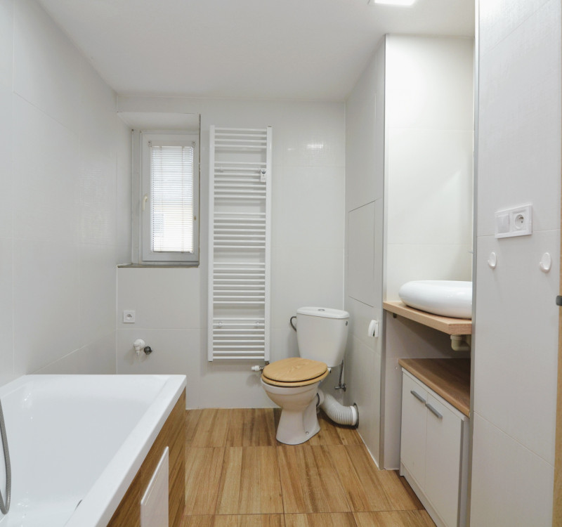 PREDAJ 3-izbového BYTU v SNINE ulica Dobrianskeho