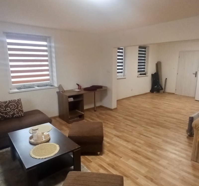 Na predaj obývateľný dom/chalupa v obci Habura