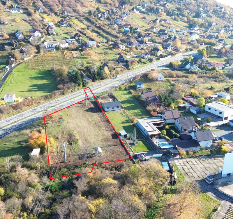 EXKLUZÍVNE NA PREDAJ INVESTIČNÝ POZEMOK NA ZEMPLÍNSKEJ ŠÍRAVE