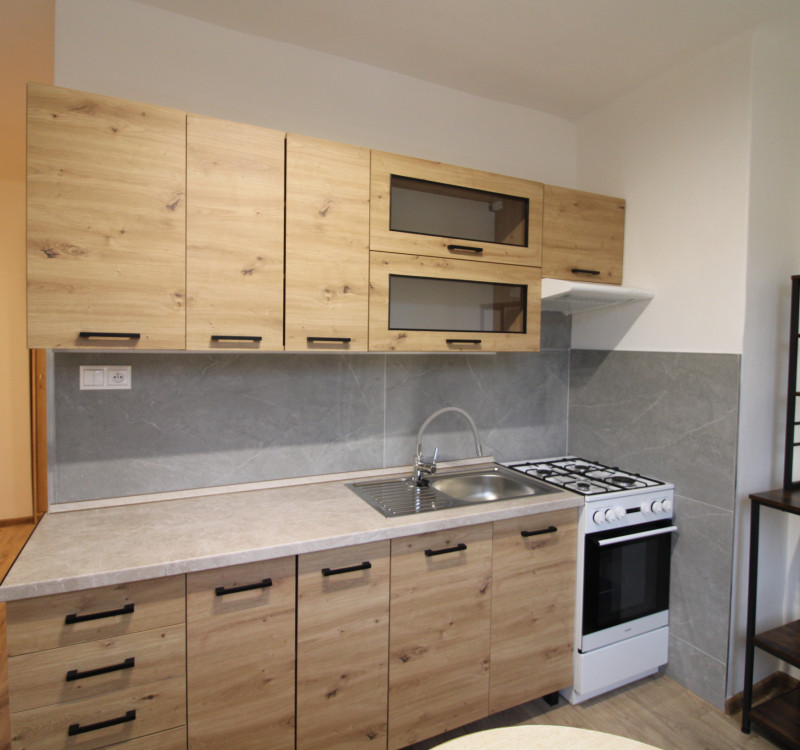 NA PRENÁJOM - 2izb. byt v centre mesta Humenné