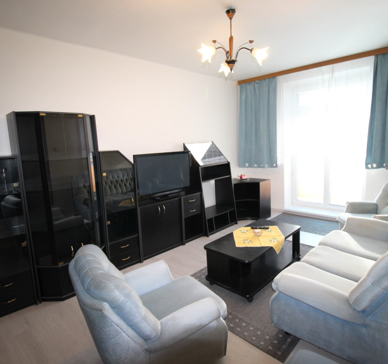 Na prenájom veľký a slnečný 1 izbový byt v meste Humenné