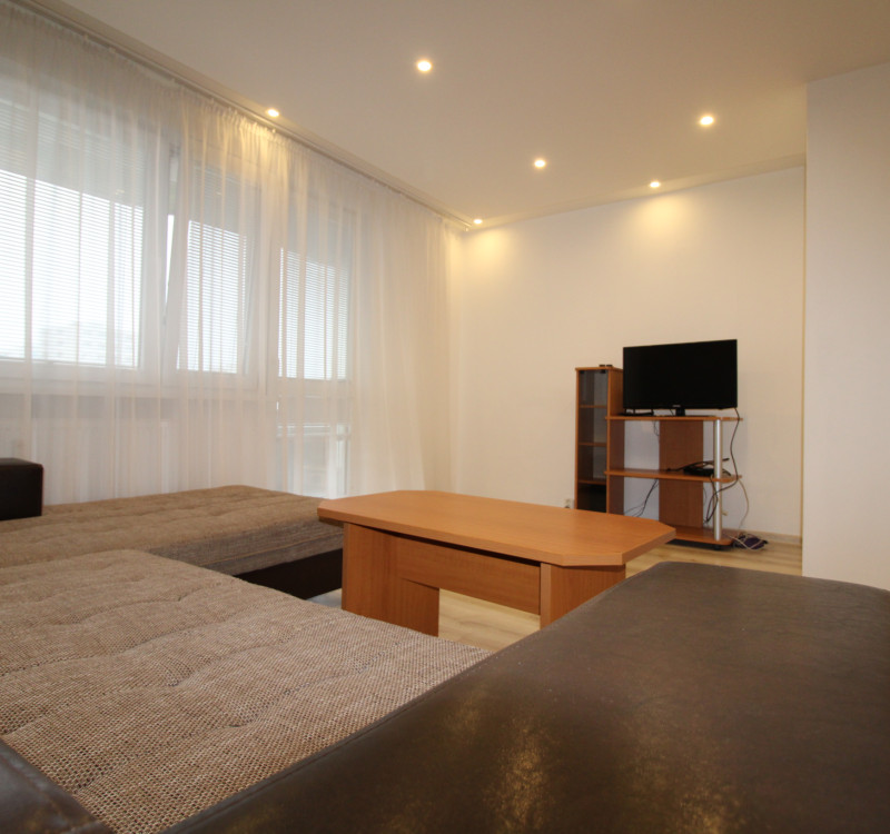 Na prenájom 3i byt, zariadený, prerobený, na Sídlisku III v meste Humenné