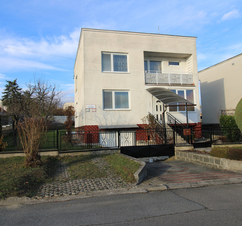 Na predaj ihneď obývateľný rodinný dom v meste Humenné, exkluzívne