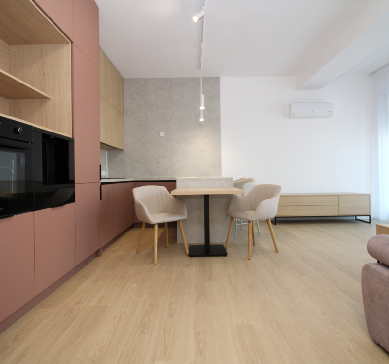 NA PRENÁJOM PRÉMIOVÝ 3-IZBOVÝ BYT – CENTRAL POINT HUMENNÉ