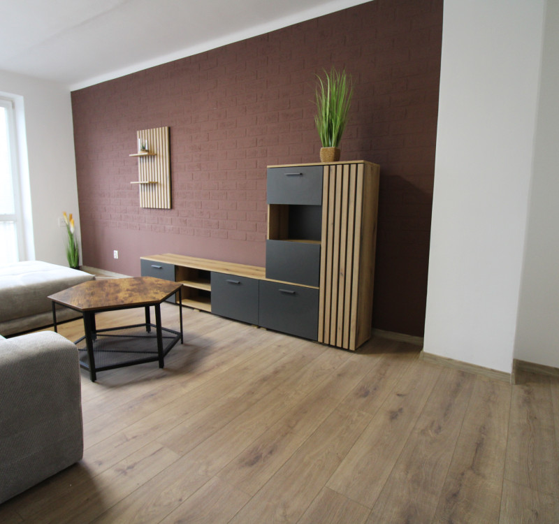 Na prenájom - 2izb. byt, zariadený, Ševčenková ul, mesto Humenné