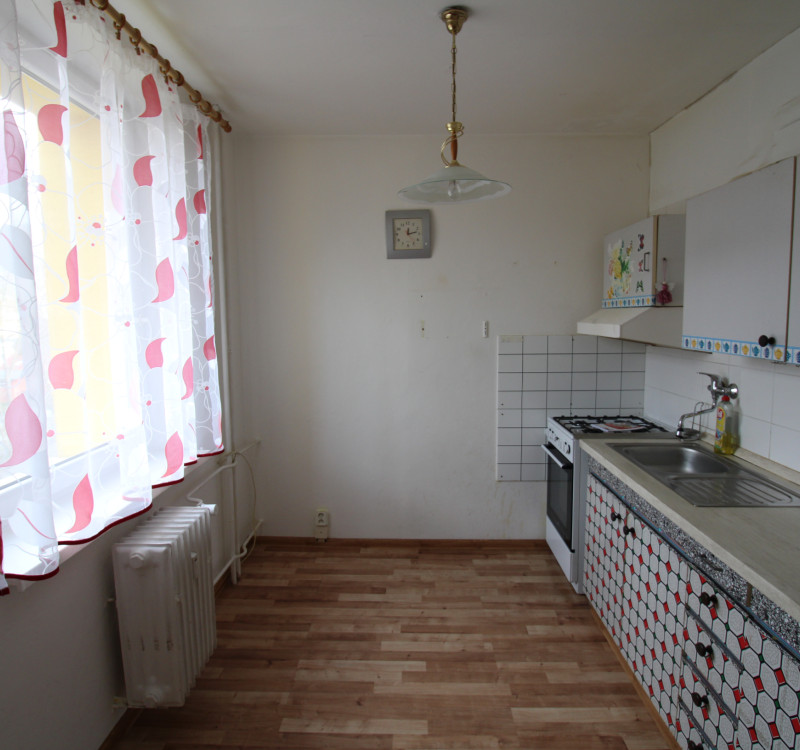 NOVINKA - 3 izbový byt v pôvodnom stave, blízko centra mesta Humenné