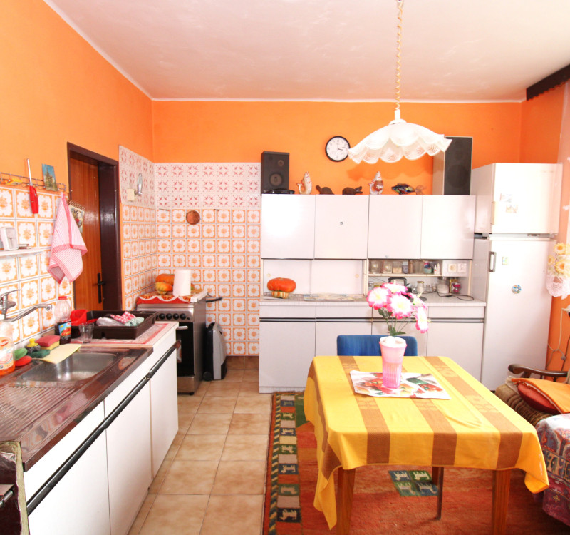 NA PREDAJ RODINNÝ DOM – MYSLINA ( len 6 km od Humenného)