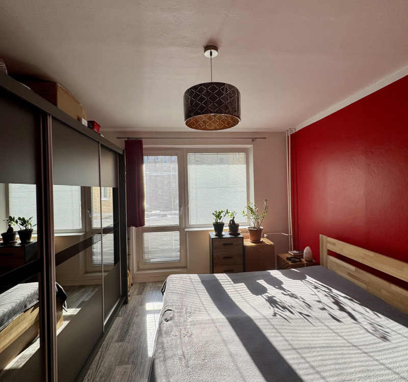 Na predaj 3 izbový byt s balkónom na sidl. pod Sokolejom v Humennom