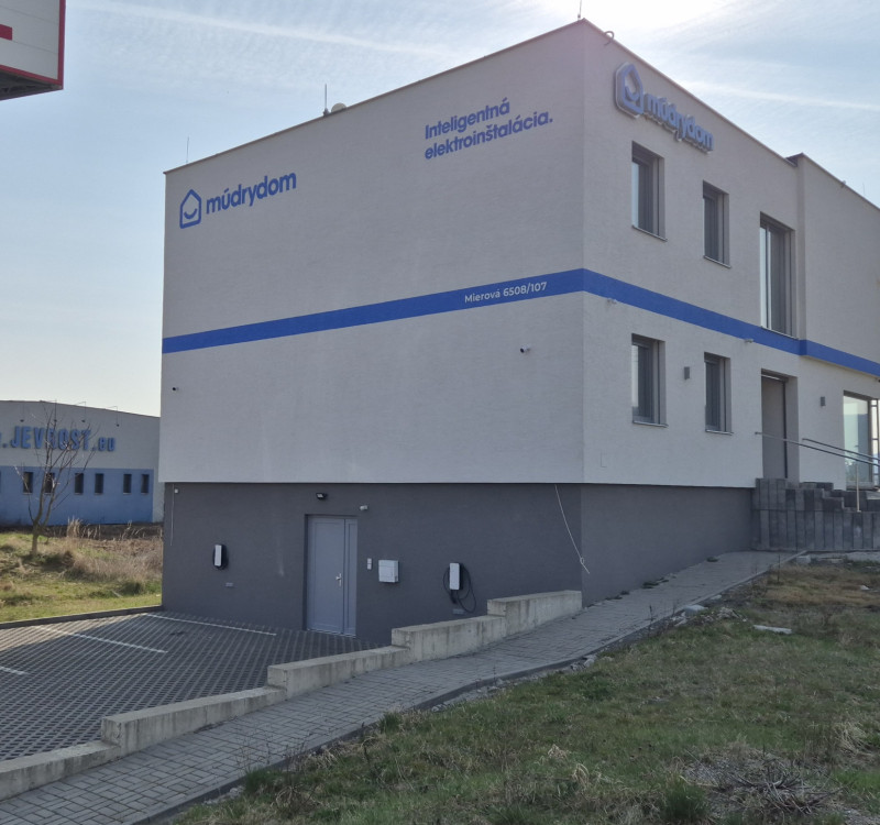 PRENÁJOM KANCELÁRIE (13,20 m2) v Humennom ul. Mierová