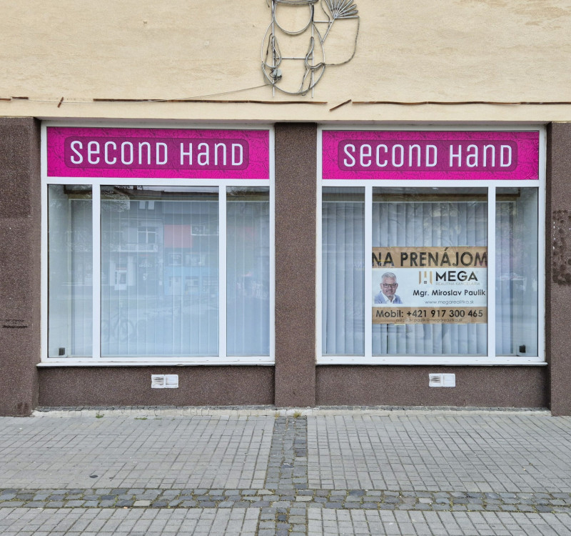 PRENÁJOM OBCHODNÉHO PRIESTORU PRIAMO V CENTRE HUMENNÉHO