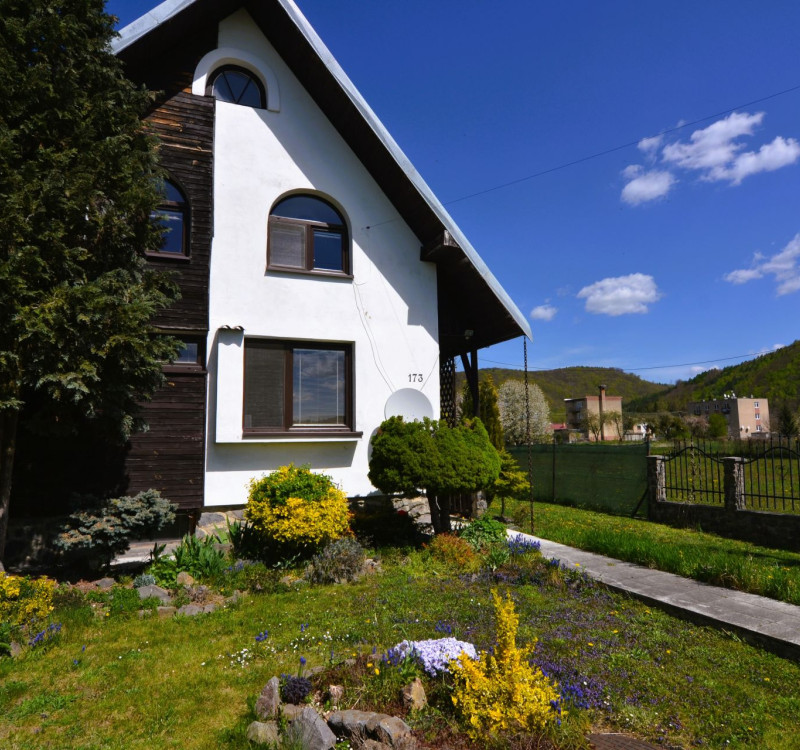 PREDAJ RODINNÉHO DOMU v obci KOŠKOVCE