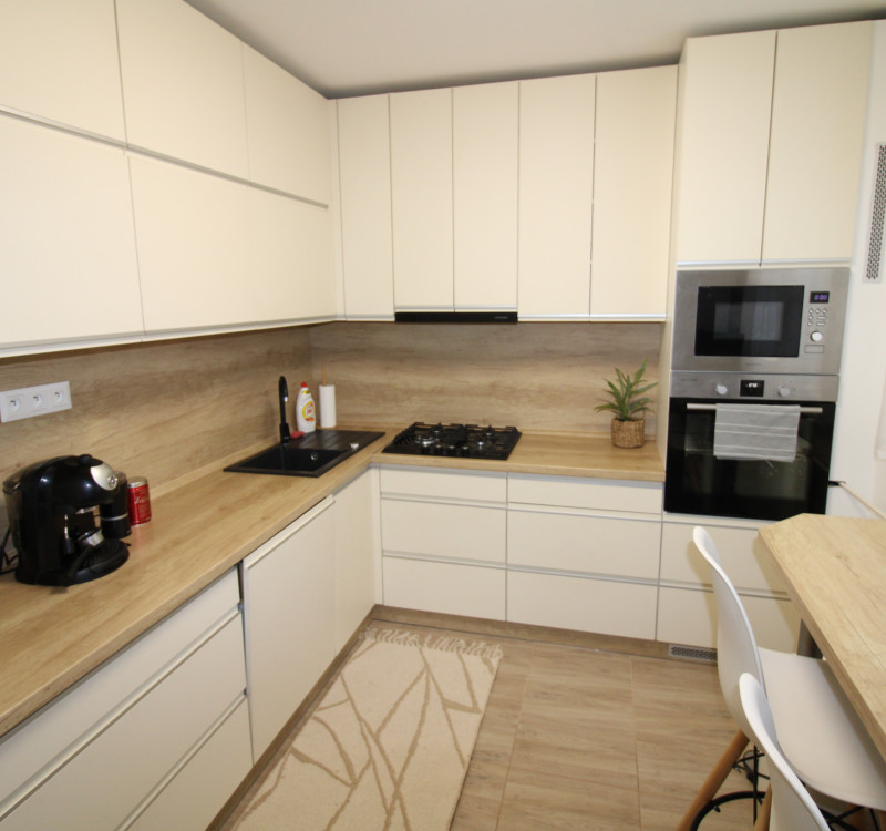 Na prenájom moderný 3-izbový byt v meste Snina