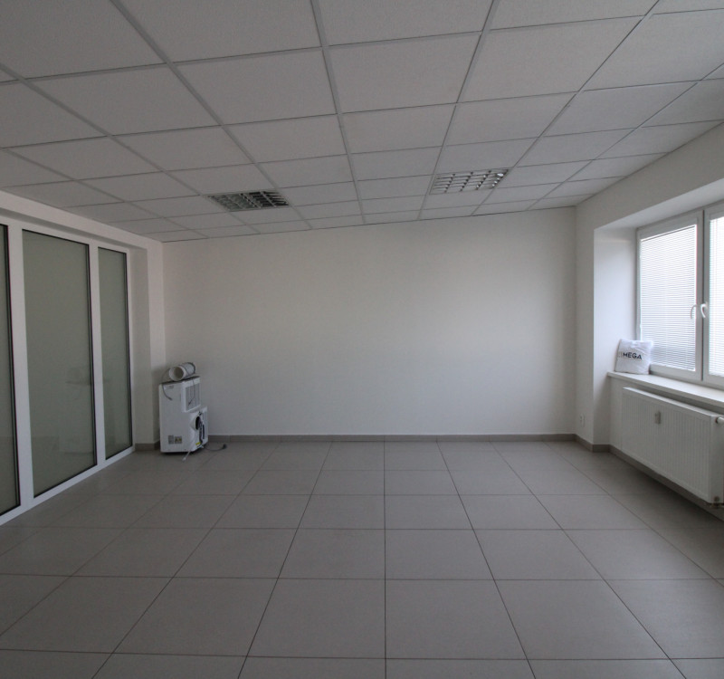 Na prenájom - kancelária na Tolstého ul. v meste Humenné