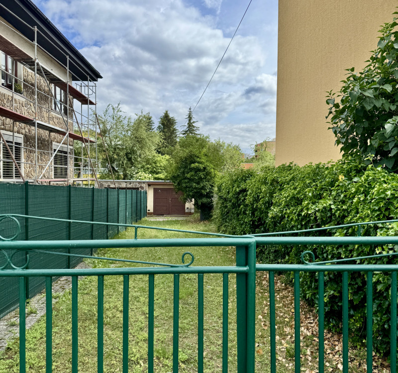Na predaj garáž s pozemkom na sidl. IIA v meste Humenné