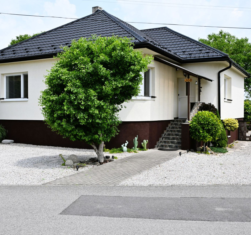 PREDAJ RODINNÉHO DOMU SO ZÁHRADOU v obci UDAVSKÉ