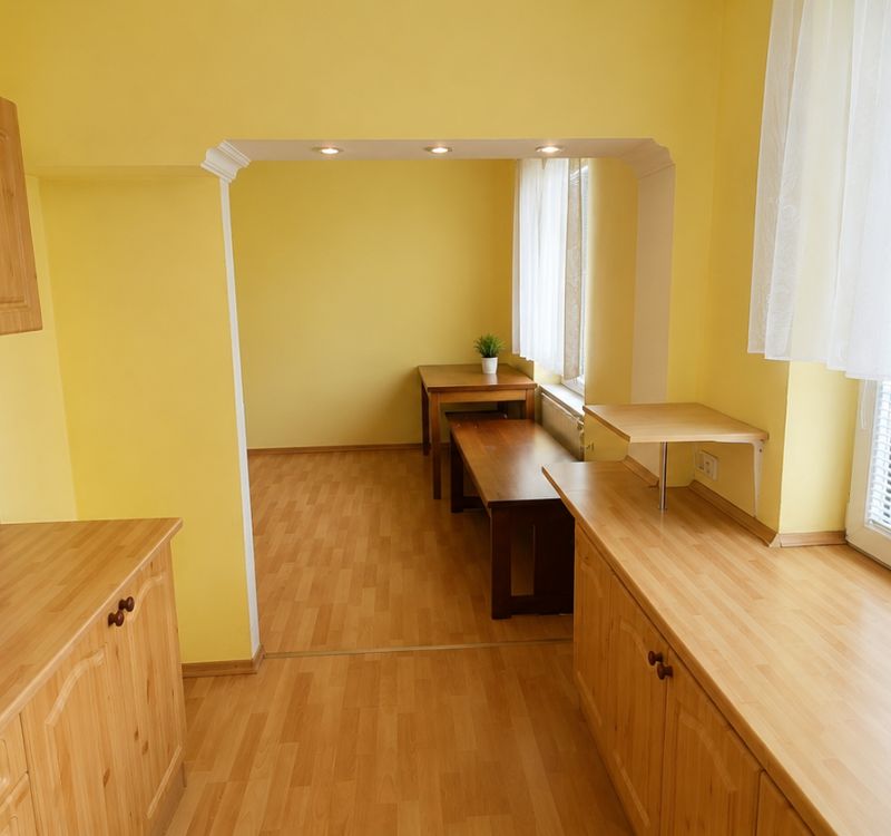 NA PREDAJ 3-izbový byt s balkónom - ŠIRŠIE CENTRUM HUMENNÉ
