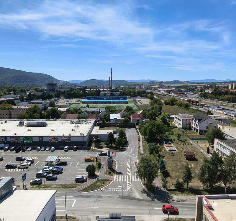 NA PRENÁJOM KANCELÁRIA IDEÁLNA NA SLUŽBY 35m² - HUMENNÉ